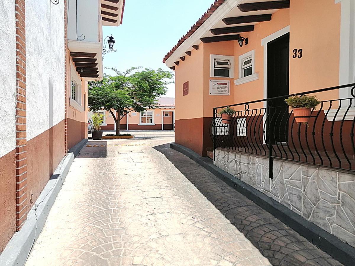 Hotel Aquiles กัวดาลาฮารา ภายนอก รูปภาพ