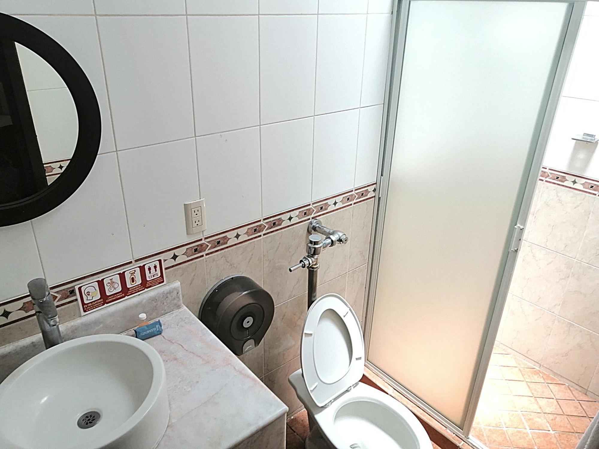 Hotel Aquiles กัวดาลาฮารา ห้อง รูปภาพ