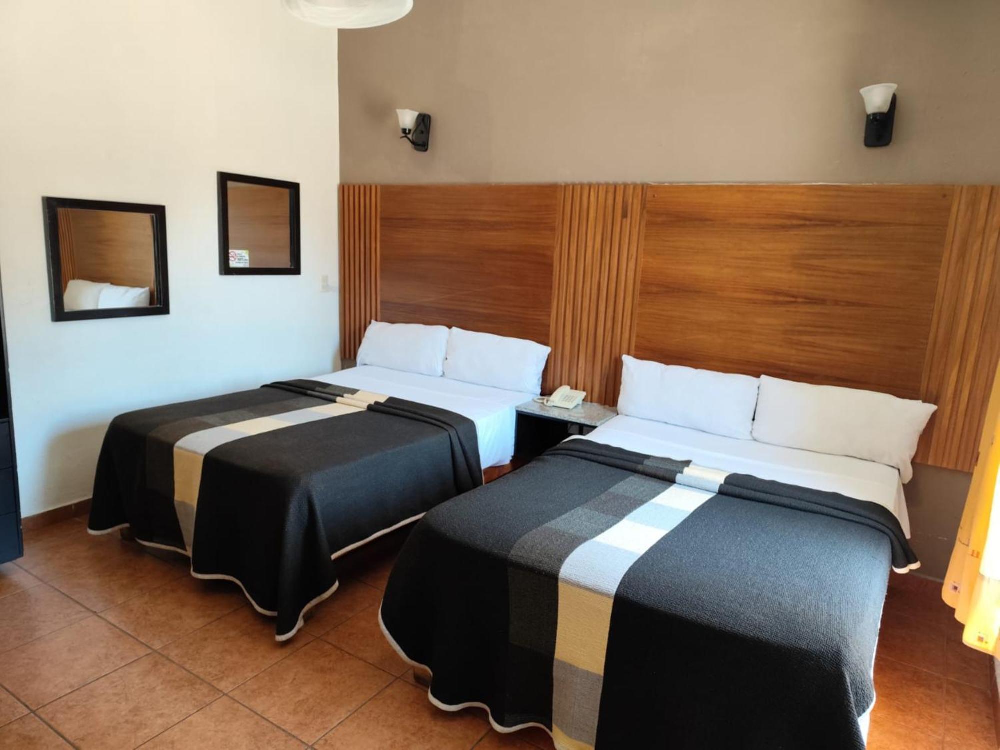 Hotel Aquiles กัวดาลาฮารา ห้อง รูปภาพ